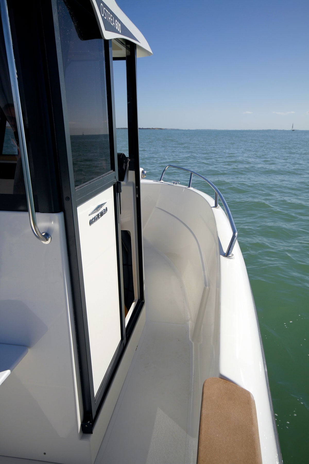 OSTREA 600 Pilothouse Fisher