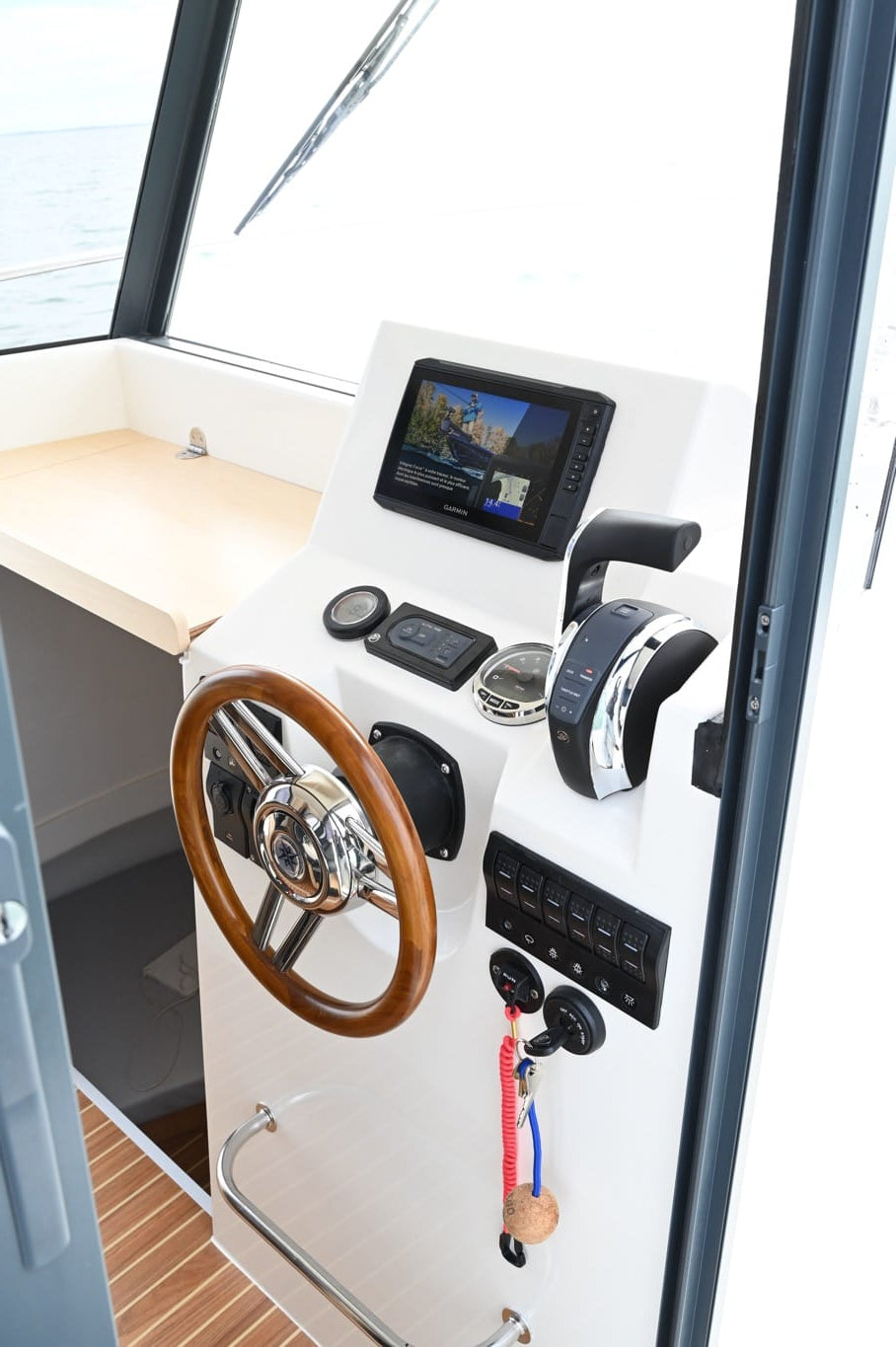 Ocqueteau OSTREA 710 Pilothouse