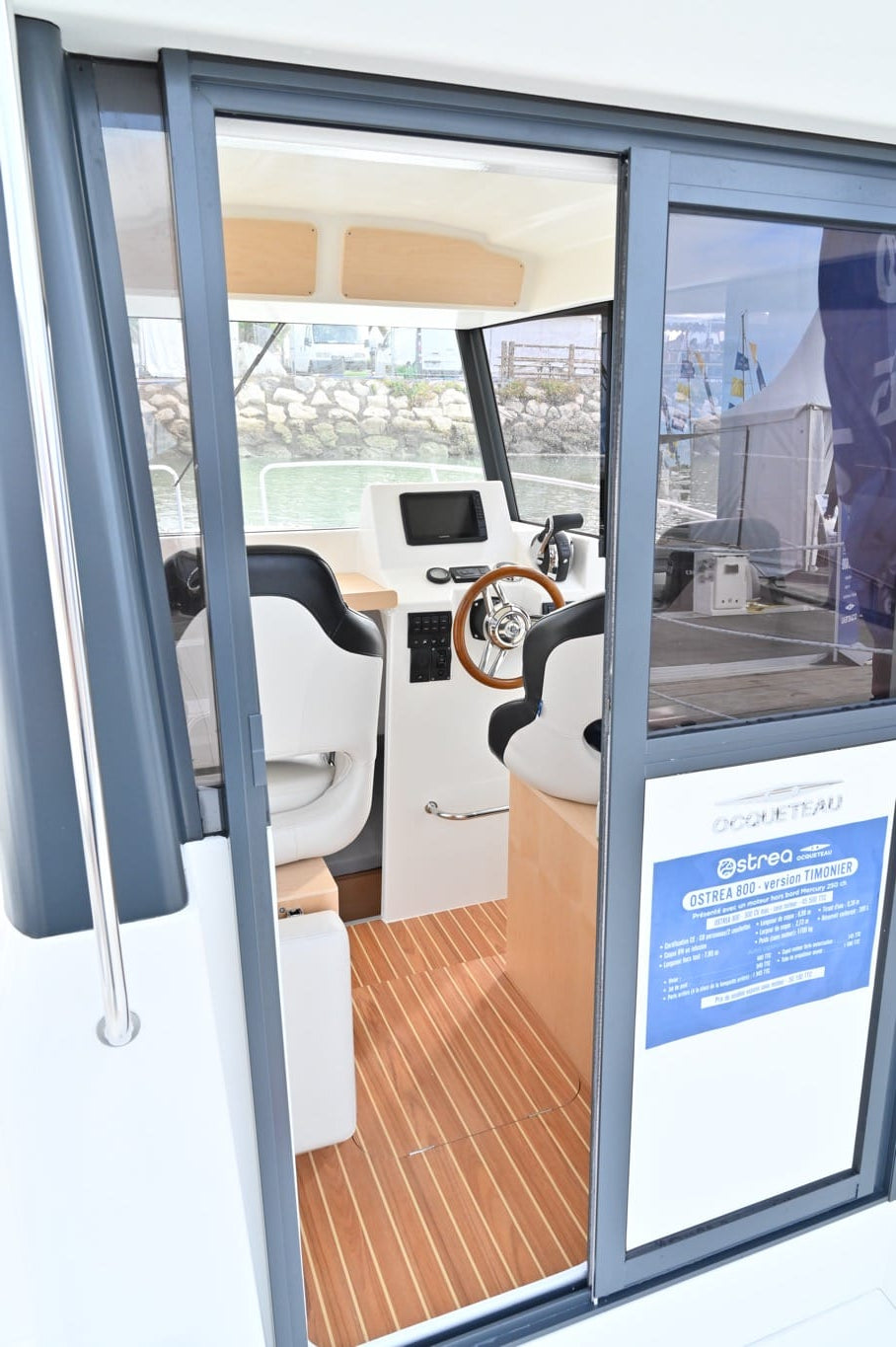 Ocqueteau OSTREA 710 Pilothouse