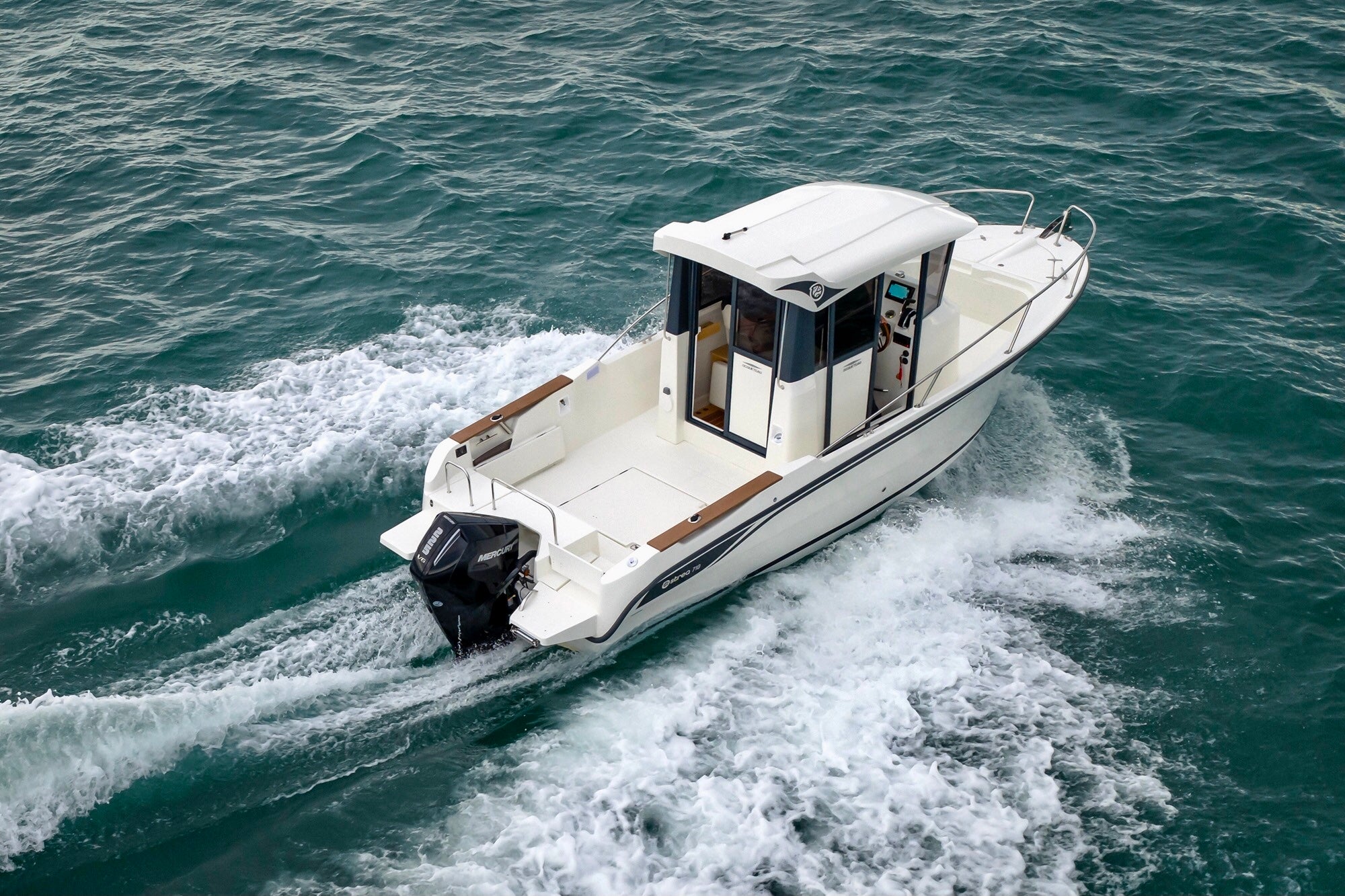 Ocqueteau OSTREA 710 Pilothouse